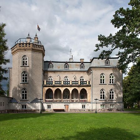 Laitse Castle Hotell Eksteriør bilde