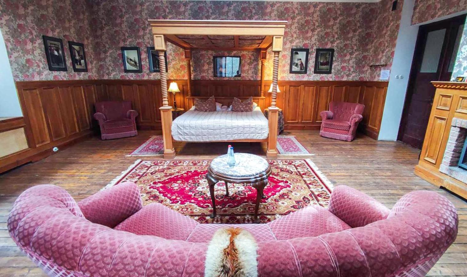 Laitse Castle Hotell Eksteriør bilde