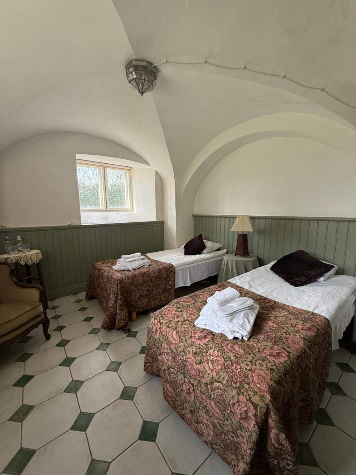 Laitse Castle Hotell Eksteriør bilde